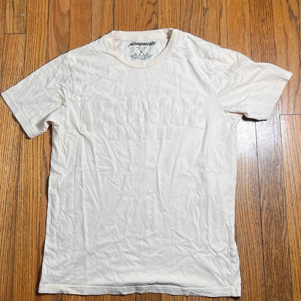 Aeropostale Embossed Logo T-Shirt Beige Cream Men’s Small